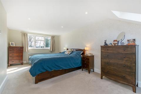 31 Harrow Road, Carshalton, SM5 3QH