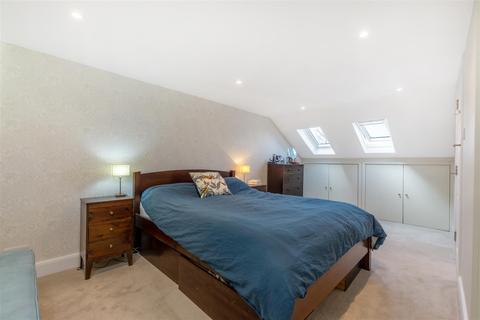 31 Harrow Road, Carshalton, SM5 3QH