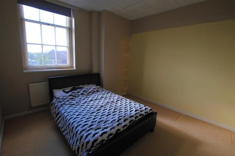 3 bedroom flat to rent - Rectory Road, Rushden