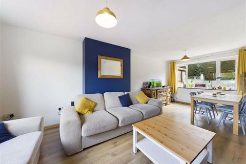 10 Jacomb Close, Lower Broadheath, Worcester, WR2 6SQ