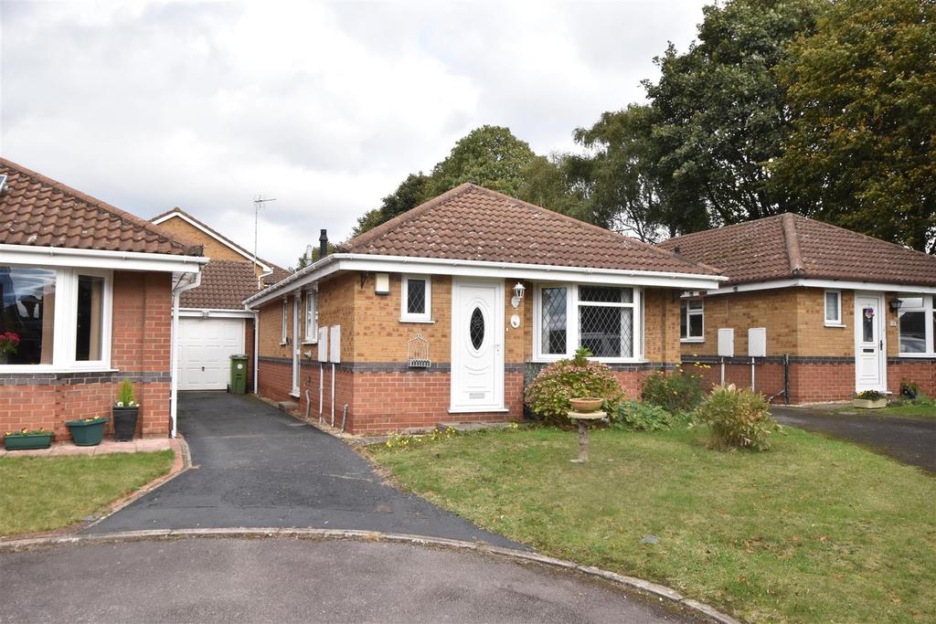 Foxglove Close, New Balderton, Newark 2 bed detached bungalow £200,000