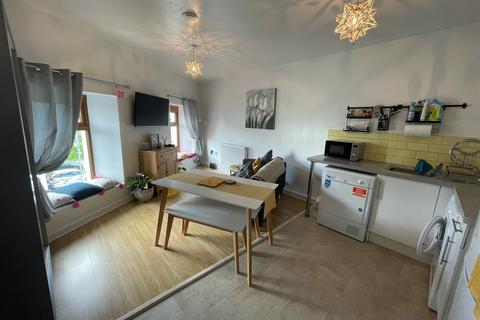 Flat 2, 20 Station Road, Burry Port, SA16 0LR