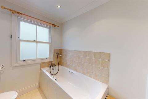 1, Albert Mews, 45 Albert Street, Ramsgate, CT11 9EX