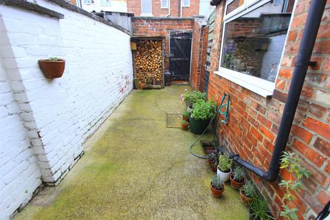 13 Bartlett Street, Darlington, DL3 6NB