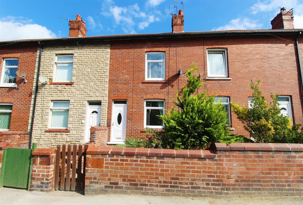 Station Road, Darton, Barnsley, S75 5HW 3 bed terraced house £125,000