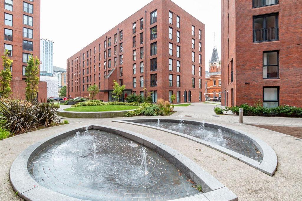 Alto, Sillavan Way, Salford 2 bed apartment £225,000