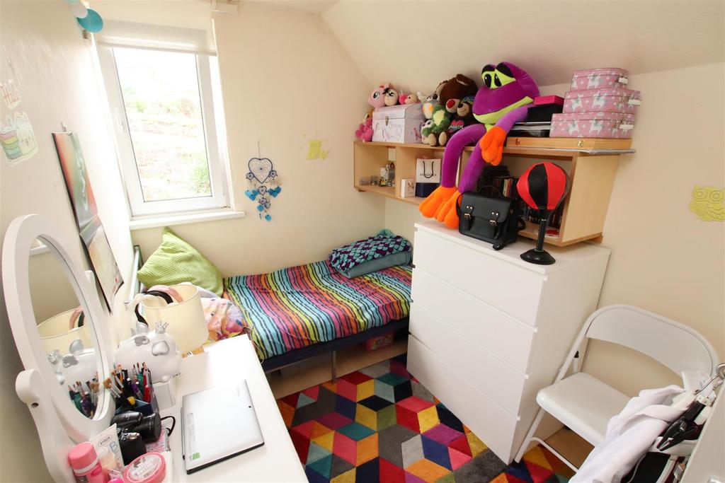 Bedroom 3.JPG