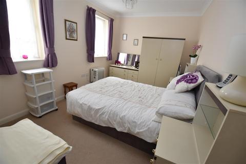 2 bedroom retirement property for sale - Silver Birch Lodge, Ashingdon Road, Rochford