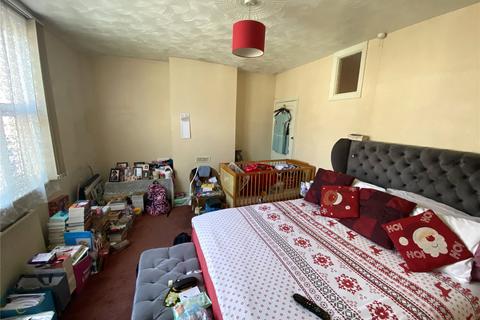 24 Eve Road, Bristol, BS5 0JX