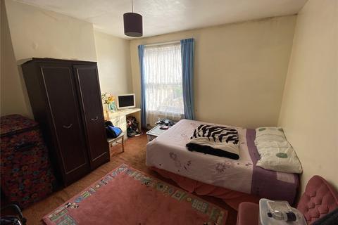 24 Eve Road, Bristol, BS5 0JX