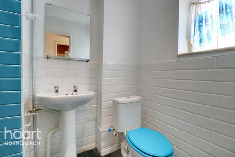 34 Ennerdale Avenue, Hornchurch, RM12 5JT