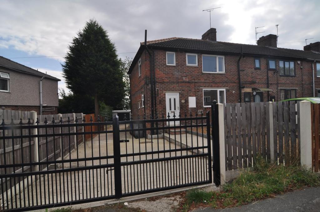 Longfield Crescent, Hoyland 3 bed semidetached house £650 pcm (£150 pw)