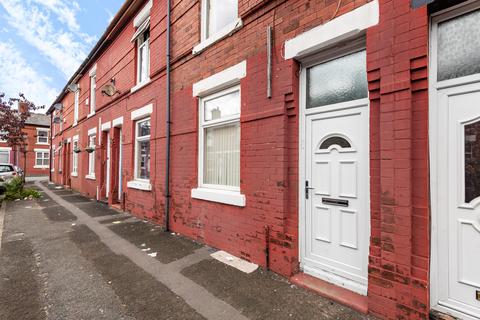 28 Driffield Street, Manchester, M14 7HZ