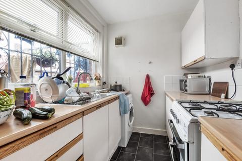 28 Driffield Street, Manchester, M14 7HZ