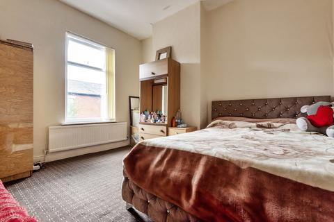 28 Driffield Street, Manchester, M14 7HZ