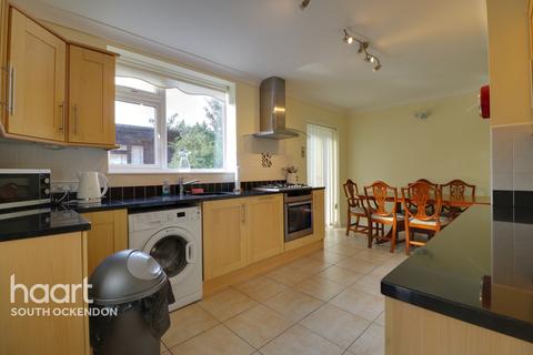75 Erriff Drive, South Ockendon, RM15 5AZ