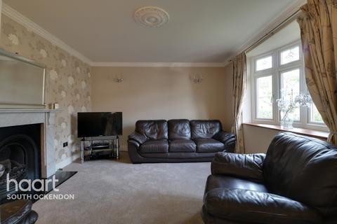 75 Erriff Drive, South Ockendon, RM15 5AZ