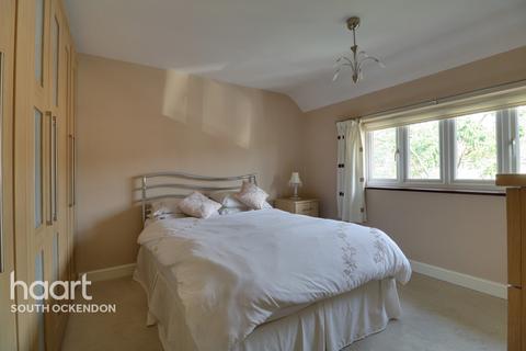 75 Erriff Drive, South Ockendon, RM15 5AZ