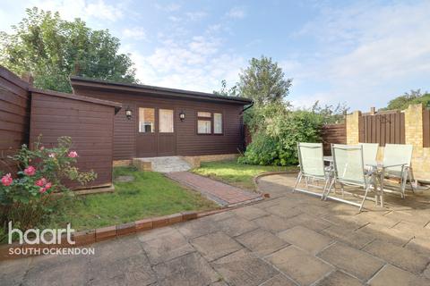 75 Erriff Drive, South Ockendon, RM15 5AZ