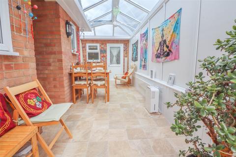 24 Gorse Lane, Tiptree, Colchester, CO5 0AH