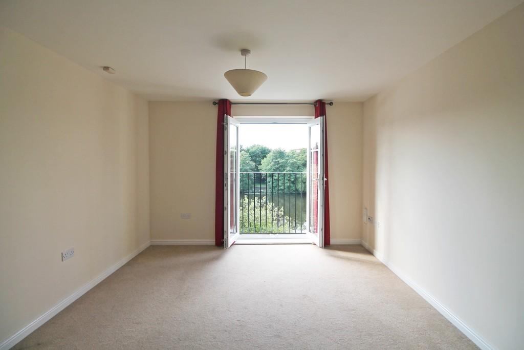 Kerridge Drive, Warrington 2 bed apartment £735 pcm (£170 pw)