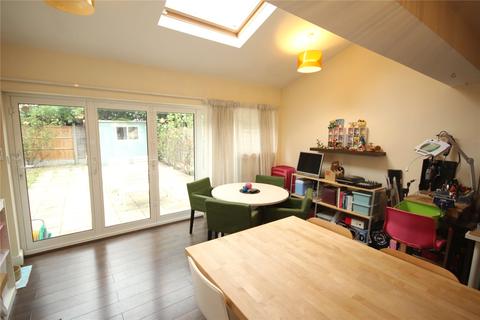 23 Rivington Crescent, London, NW7 2LE