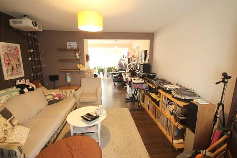23 Rivington Crescent, London, NW7 2LE