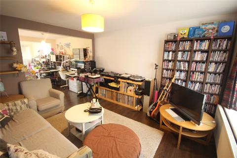 23 Rivington Crescent, London, NW7 2LE