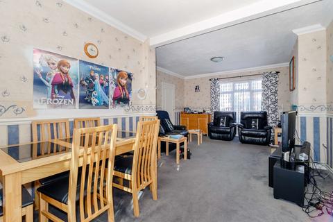 15 Brumfield Road, Epsom, KT19 9PA