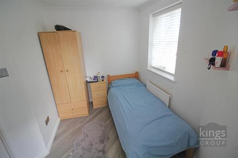 55 Abbeydale Close, Church Langley, Harlow, CM17 9QB