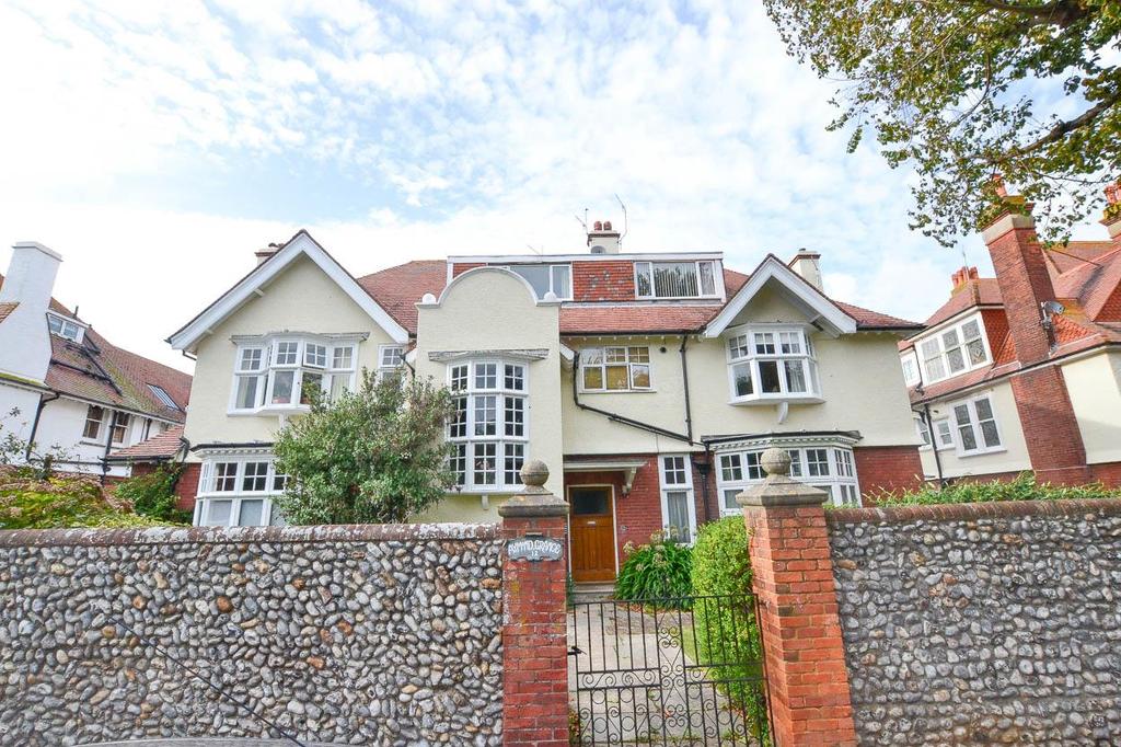 Dittons Road, Eastbourne 2 bed flat £279,950