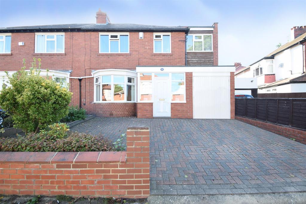 Holmwood Avenue, Whitley Bay 3 bed semidetached house £280,000