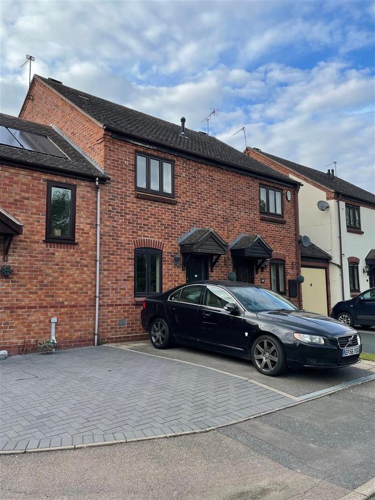 The Furrows, Southam 2 bed semidetached house £725 pcm (£167 pw)