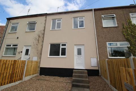 3 bedroom terraced house to rent, Aberford Road, Stanley