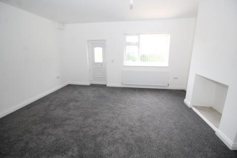 3 bedroom terraced house to rent, Aberford Road, Stanley