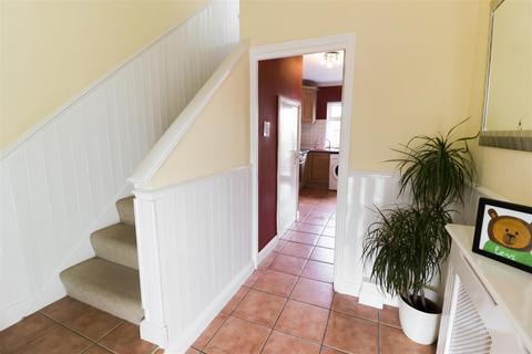 121 Blackbush Spring, Harlow, CM20 3EA