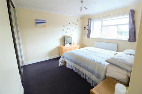 121 Blackbush Spring, Harlow, CM20 3EA