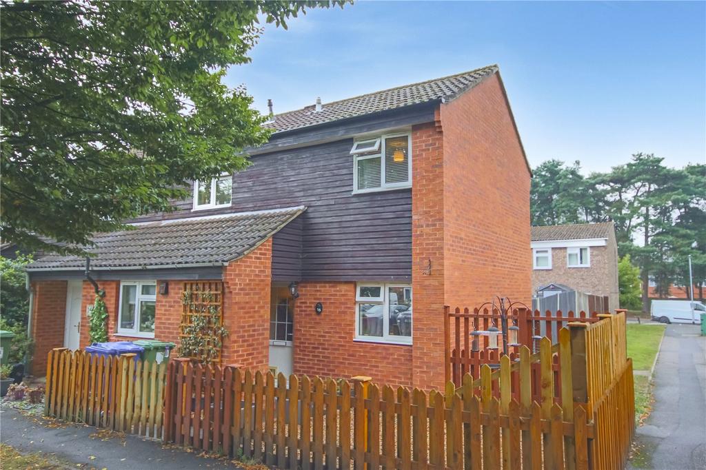 Helmsdale, Crown Wood, Bracknell, Berkshire, RG12 1 bed apartment £