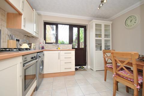 2 bedroom terraced house to rent, Henlow SG16