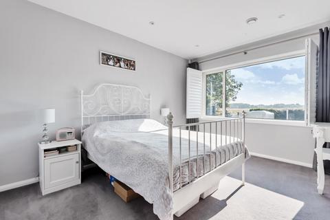Chinook Forest Lane, Effingham Junction, Leatherhead, KT24 5HN