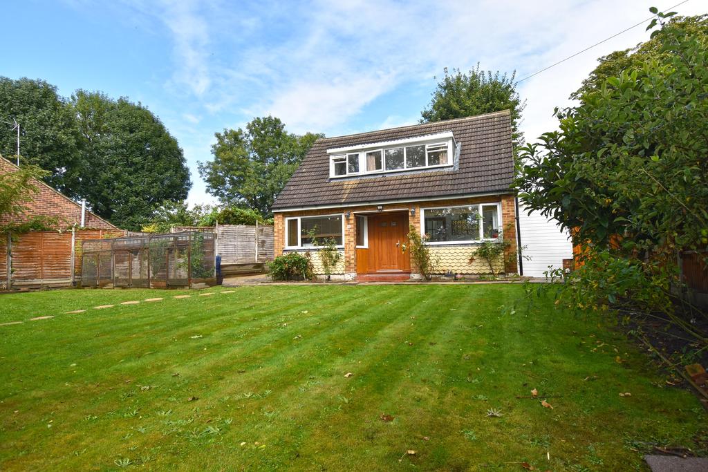 Turkey Street, Enfield EN3 4 bed detached house £599,995