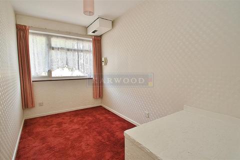 168 Cranford Drive, Hayes, UB3 4LG