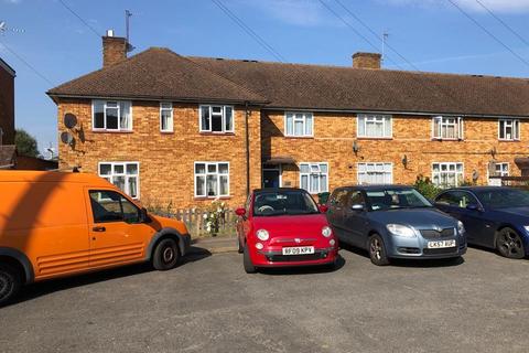 6 Foxgrove Path, Watford, WD19 6YL