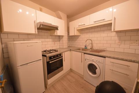 2 bedroom apartment to rent, Upton Park, Slough, Berkshire, SL1
