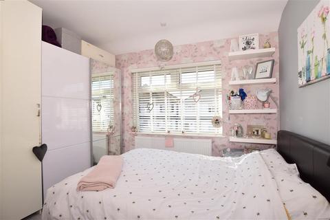 42 Winchester Road, Bexleyheath, DA7 4TX