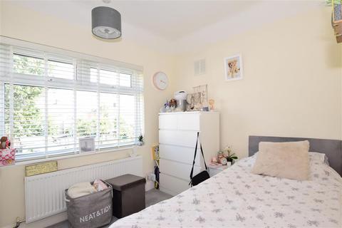 42 Winchester Road, Bexleyheath, DA7 4TX
