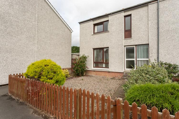 4 Beech Court, Alyth PH11 2 bed end of terrace house £105,000