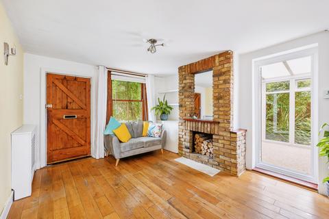 5 Lower Boston Road, London, W7 3UA