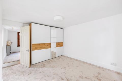 5 Lower Boston Road, London, W7 3UA