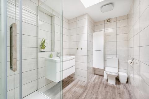 5 Lower Boston Road, London, W7 3UA